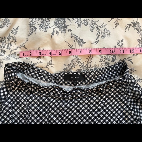 Aritzia Talula Checked Black / White mini skirt - Picture 2 of 3